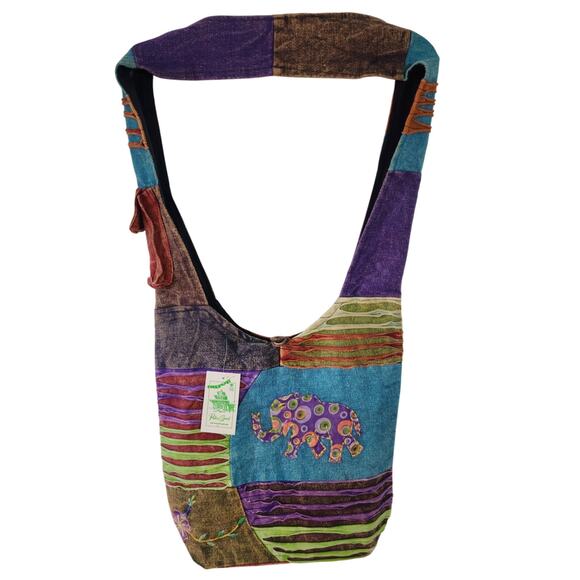 NWT Path of Spirit Elephant Red Blue Boho Tote Bag Phone Pocket 15 x 13 - Picture 1 of 4